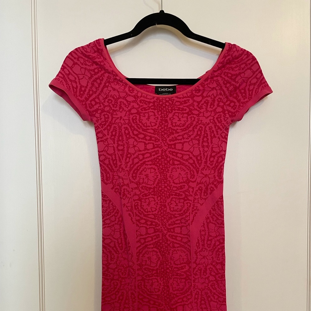 Hot pink Bebe body con dress